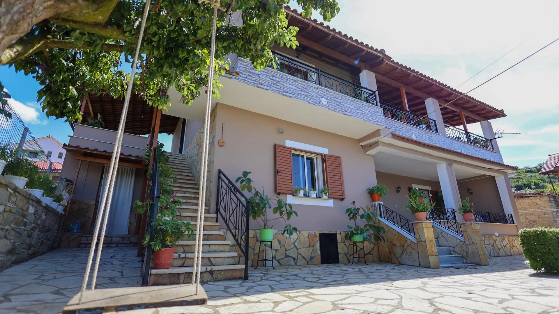 Villa Kevin Berat